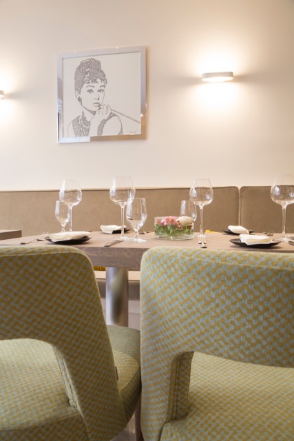 Mantel restaurant